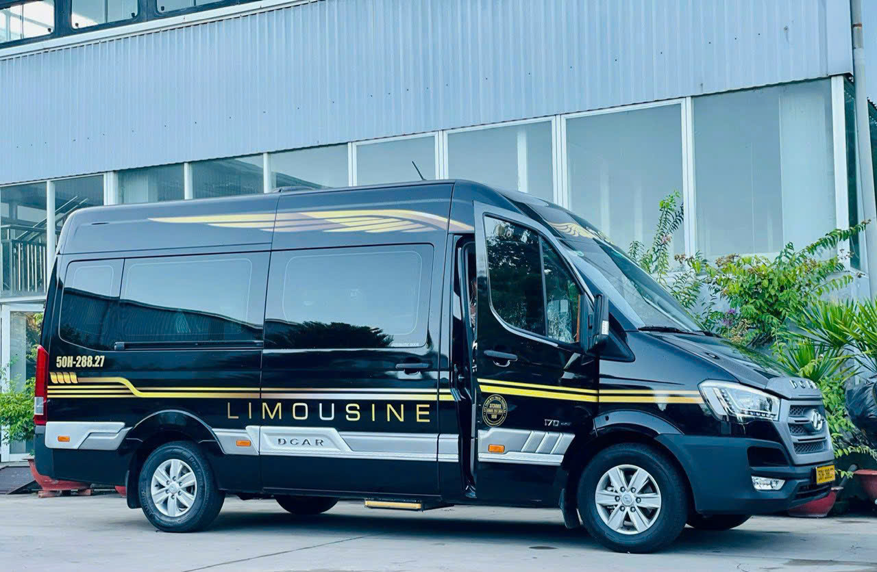 Thuê xe limousine